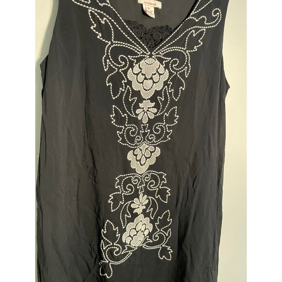 Sundance Black and‎ White Floral Embroidered Knee Length Sleevless Dress Size 10 - Picture 3 of 10